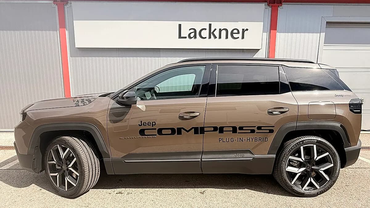 Jeep Compass 1.6 PHEV First Edition e-DCT7 – Bild 3