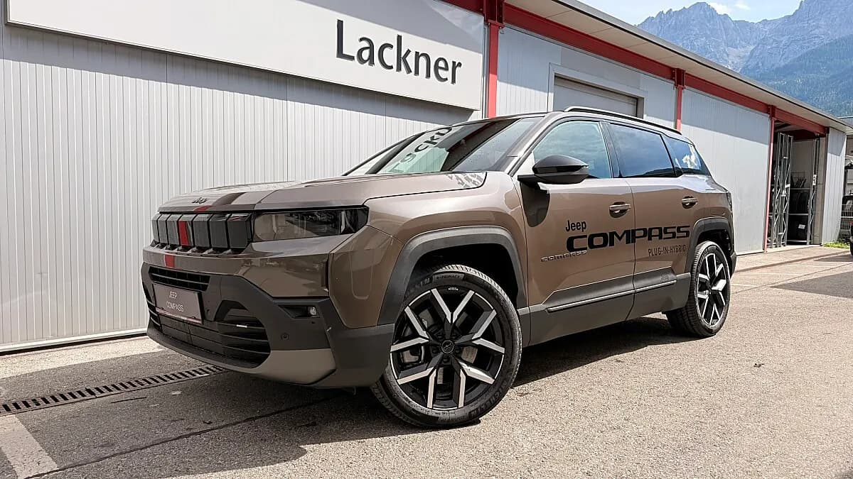 Jeep Compass 1.6 PHEV First Edition e-DCT7 – Bild 1