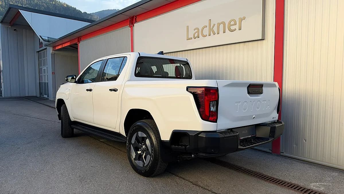 Toyota Hilux EV 54kWh Duty Pickup – Bild 2